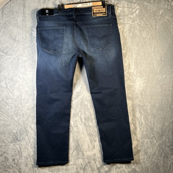 Diesel Industry Jeans Mens 38x30 Markee Straight Dark Wash Button Fly 5 Pocket - Picture 9 of 15